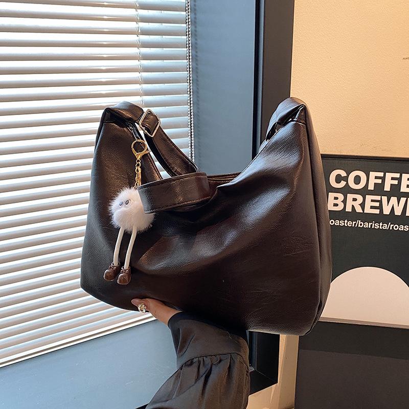 Fashion oblique span tote women's bag new urban simple commuter bag large capacity popular women's bag messenger bag