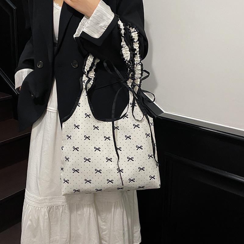 Sweet Pleated Dot Bowknot Shoulder Bag for Women Casual College Style Crossbody Tote Handbag