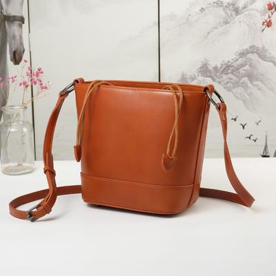 First Layer Vegetable Tanned Oil Wax Cowhide Portable Women's Bag New Fashionable Large-capacity Textured Shoulder Crossbody Bucket Bag