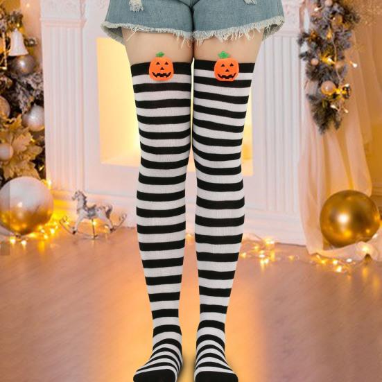 1 par de meias de Halloween acima do joelho, engraçadas, desenho animado, abóbora, listradas, contraste de cor, macias, manter aquecido, alta elasticidade, cor sólida, meias de inverno na coxa
