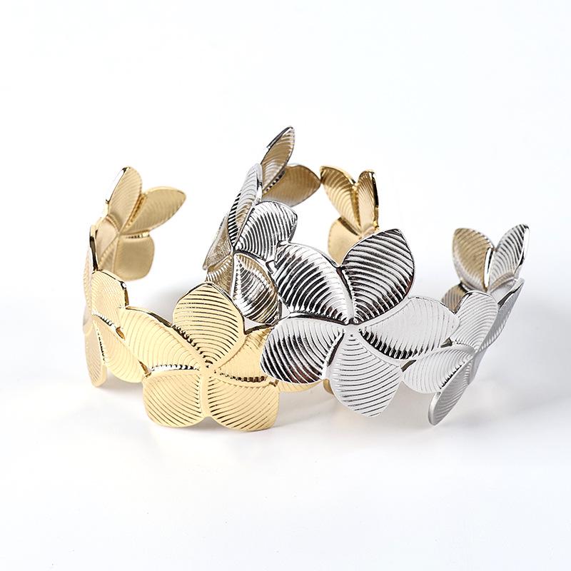 Trendy Double Flower Open Bangle Stainless Steel Women's Bracelet