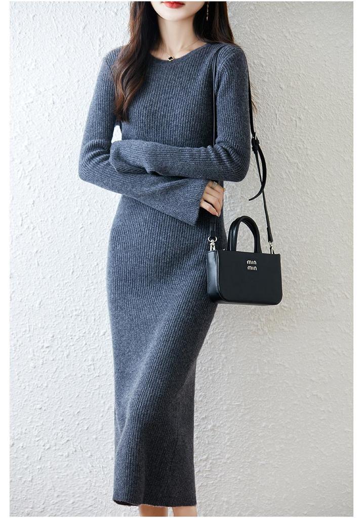 Elegant Women's Round Neck Slim Fit Wool Knit Dress