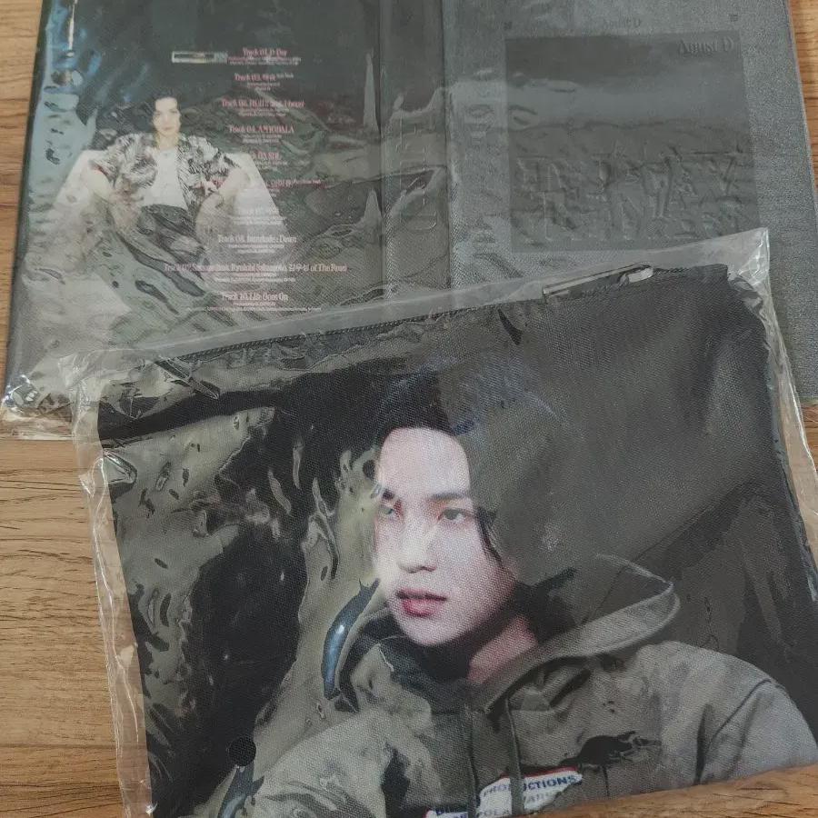 

Bts Suga D-day 2-tier Collectbook & Pouch Batch