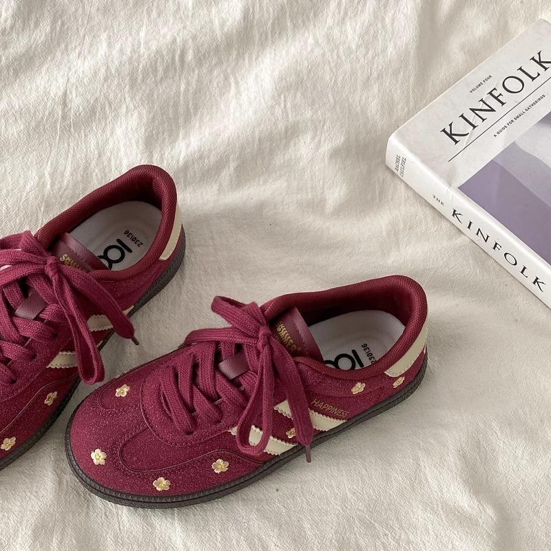 Retro niche board shoes women's spring new thick-soled red women's shoes casual versatile white shoes