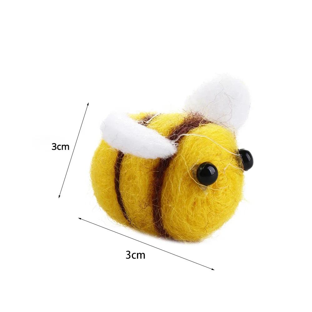 10Pcs Kawaii Wool Felt Honeybee DIY Bag Pendant Miniature Bee Decoration Home Decor