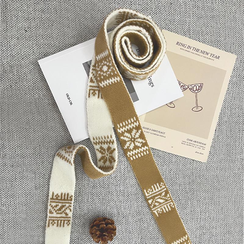 Atmosphere Thin Strip Double-sided Knitted Snowflake Sausage Scarf Versatile Spring Autumn and Winter Retro Trend