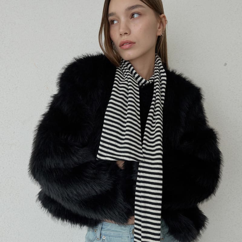 

Ordes EYELET VINTAGE STRIPE SCARF - BLACK OS