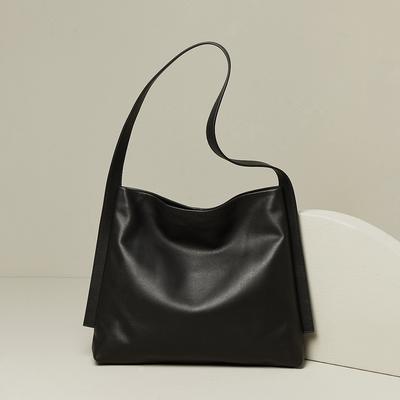Sac fourre-tout coréen de grande capacité avec couche supérieure en cuir de vache minimaliste pour mère et enfant, sac sous les bras, sac à bandoulière de niche pour les déplacements