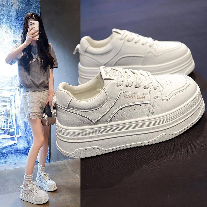 Casual Board Shoes Women's Height Increase 5 New Muffin Thick Soles 2025 Small CM Fashion Versatile Age-reducing White Shoes