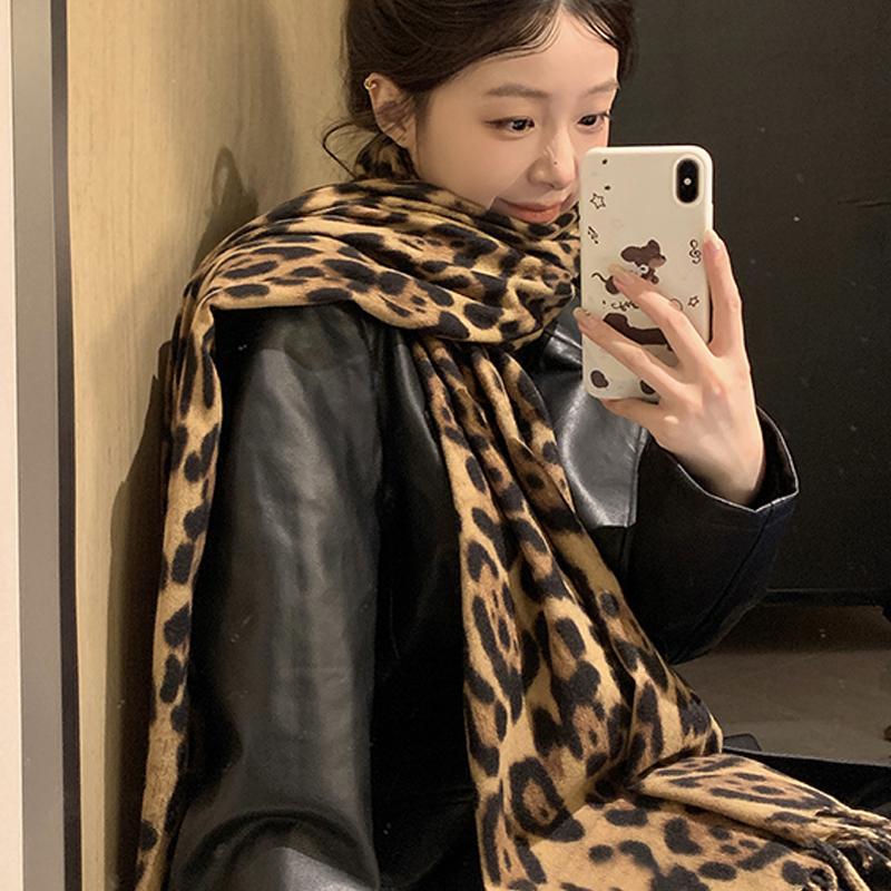 Autumn Winter Retro Leopard Print Tassel Scarf Women'S Fashion All-Match Scarf Shawl
