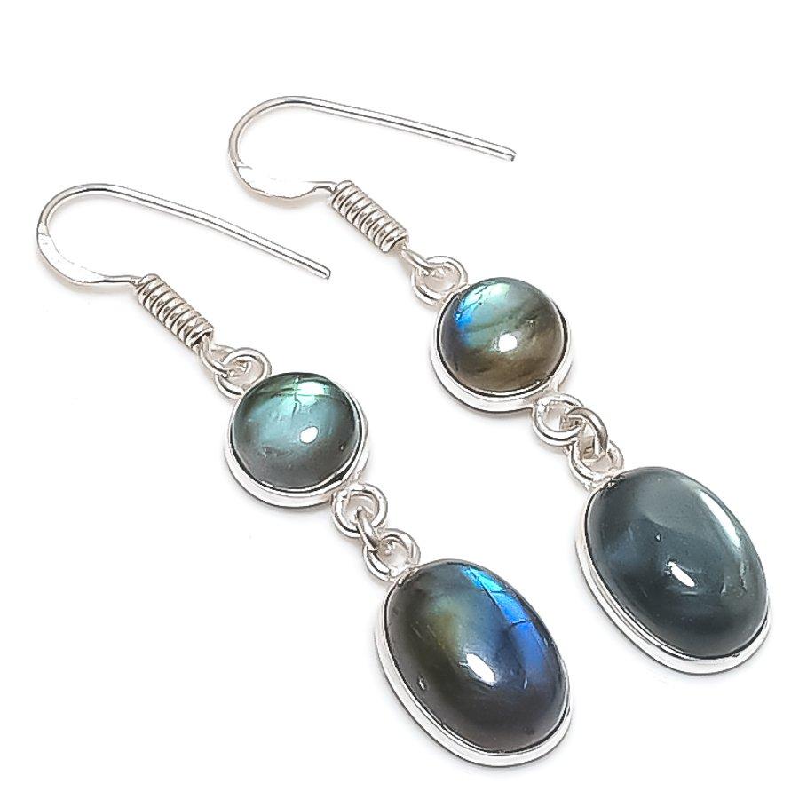 

Натуральный камень лабрадорит, серебро 925 пробы, ювелирное украшение, серьга 1,97 g2j47