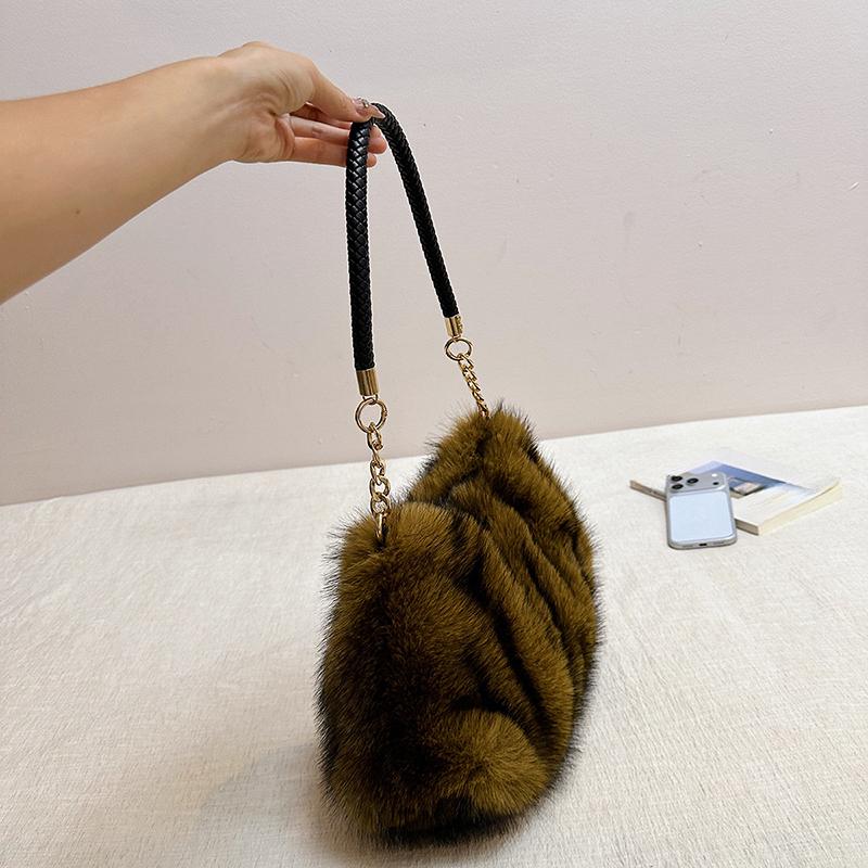 Women Faux Fur Shoulder Bag Soft Fluffy Plush Hobo Handbag with Chain Strap,Autumn Winter Fashion Ruched Underarm Bag Casual Daily Shopping Crossbody