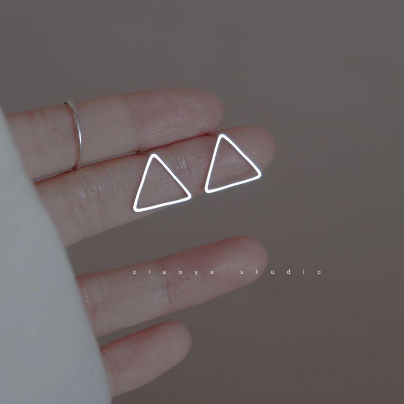 

Normcore Big Geometric Triangle Earrings 925 Sterling Silver Niche Design Trendy Cool Easiest for Match Earrings Fashion Ornament Women A Pair
