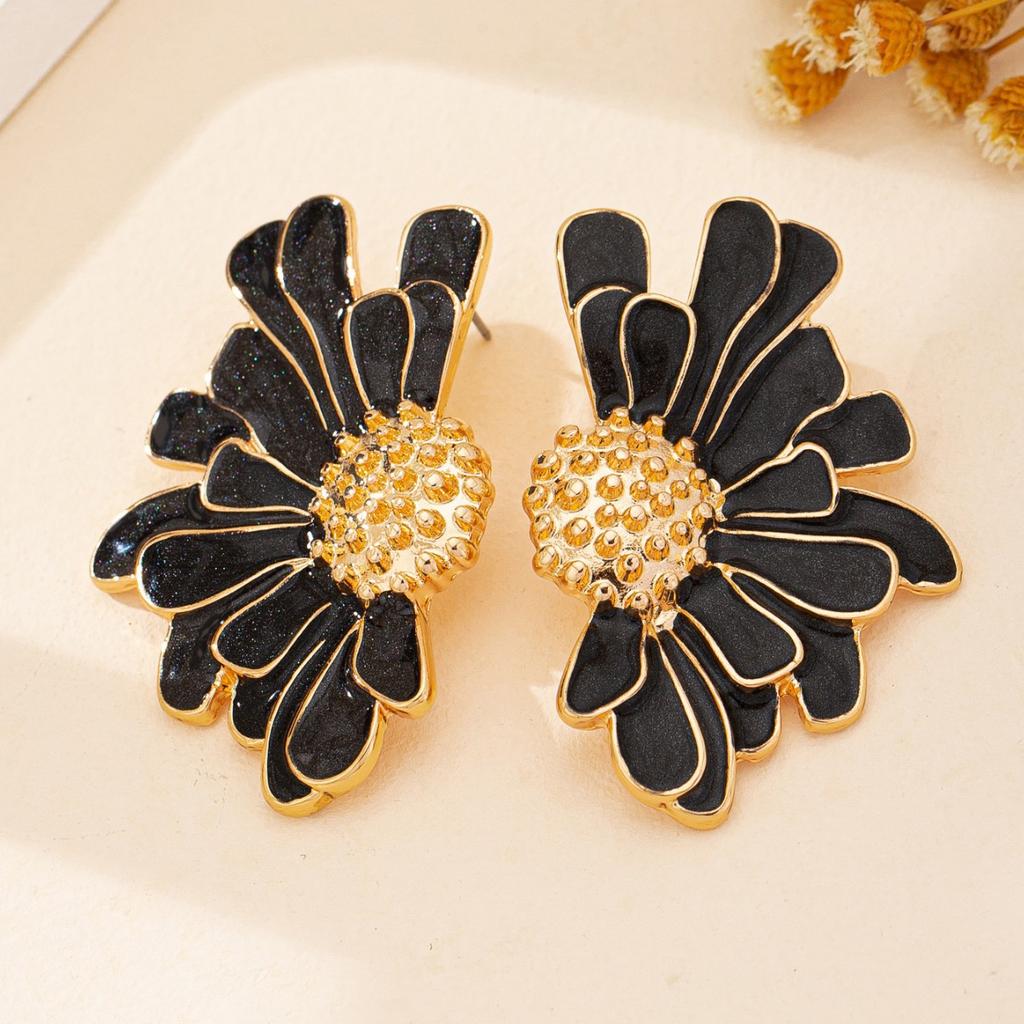 E-Commerce Alloy Enamel Earrings Fashion Trend Flower Earrings Simple And Fresh Flower Stud Earrings Jewelry