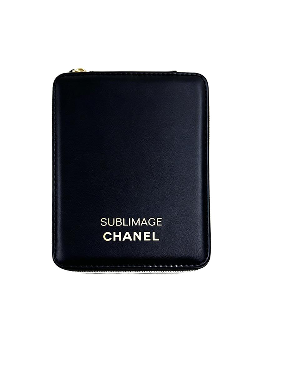 CHANEL Mini kvadrātveida rāvējslēdzēja rotaslietu kastīte