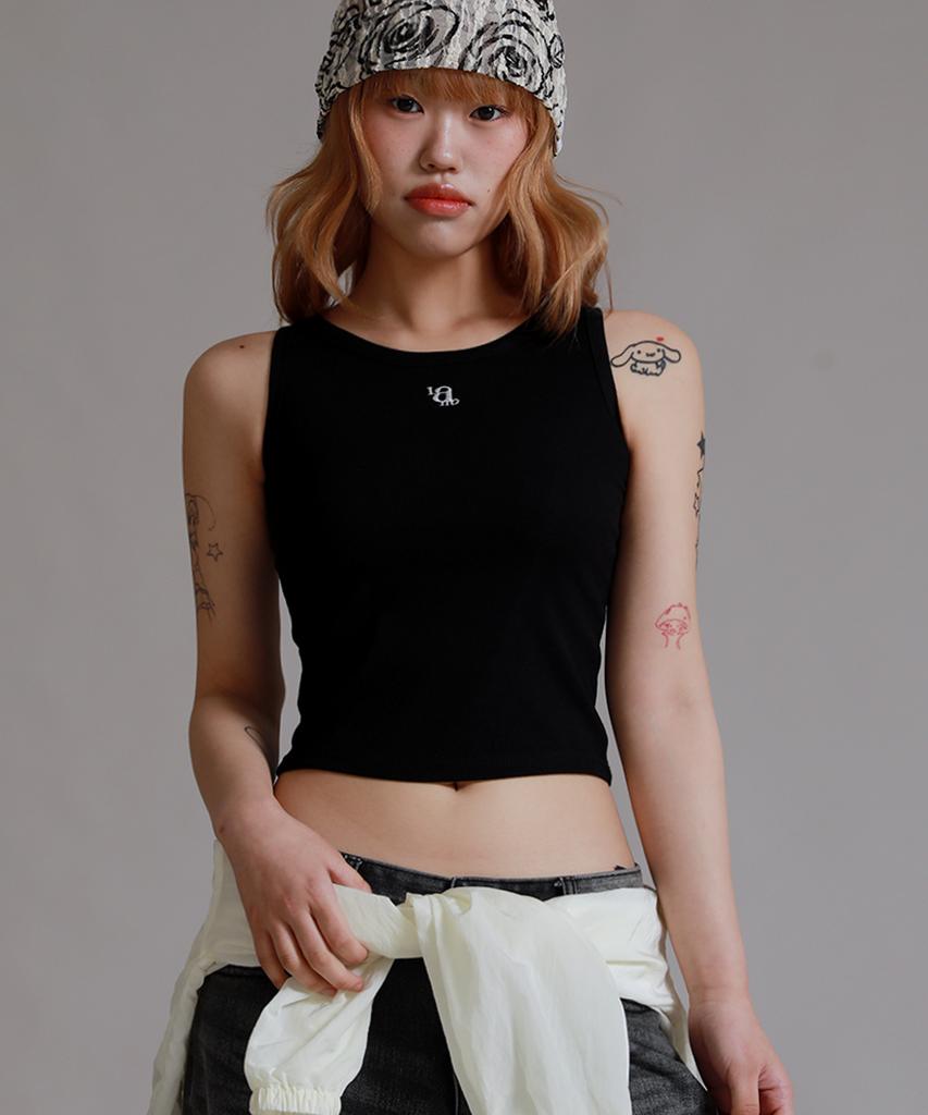 LIKE THE MOST Basic Embroidered Ribbed Sleeveless_Black