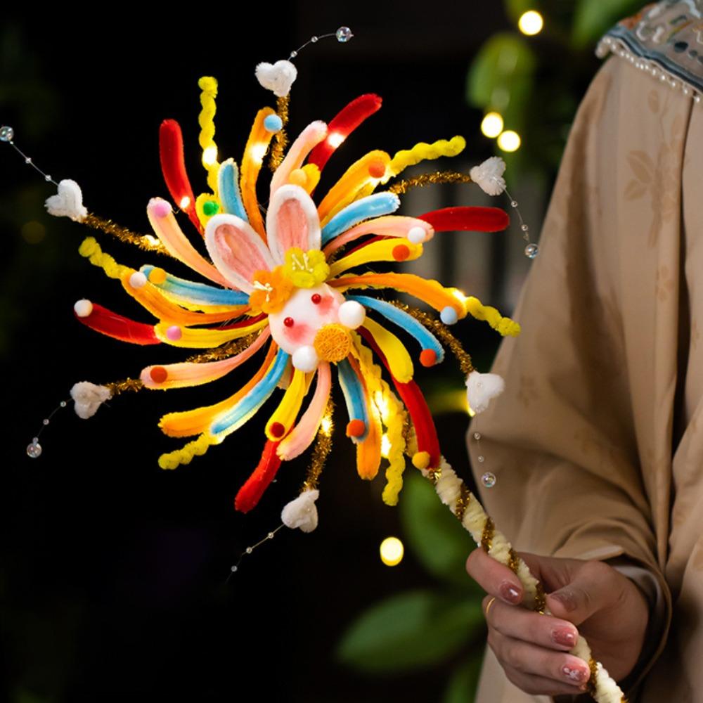 Светящийся разноцветный вращающийся фонарик Детские игрушки Принадлежности Ручной поворотный stick Набор для поделок Украшение для зимней атмосферы