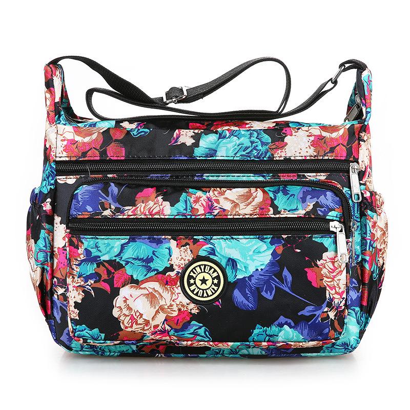 Large Capacity Women's Single-Shoulder Crossbody Bag - Stylish Oxford Nylon for Middle-Aged Moms