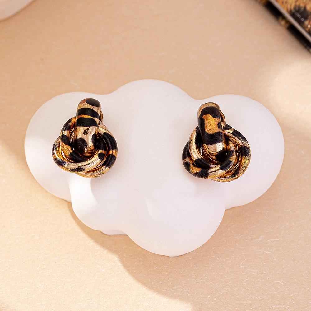 Leopard Print Spiral Stud Earrings Niche Design Earrings Elegant Retro Ear Jewelry