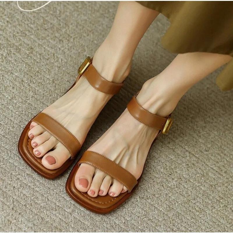 2025 Sommer Damen Sandalen Niedrige Absätze Basic Prägnant Büro Damen Lässig Outdoor Designer Schuhe Slingback Femme Sandalias Planas