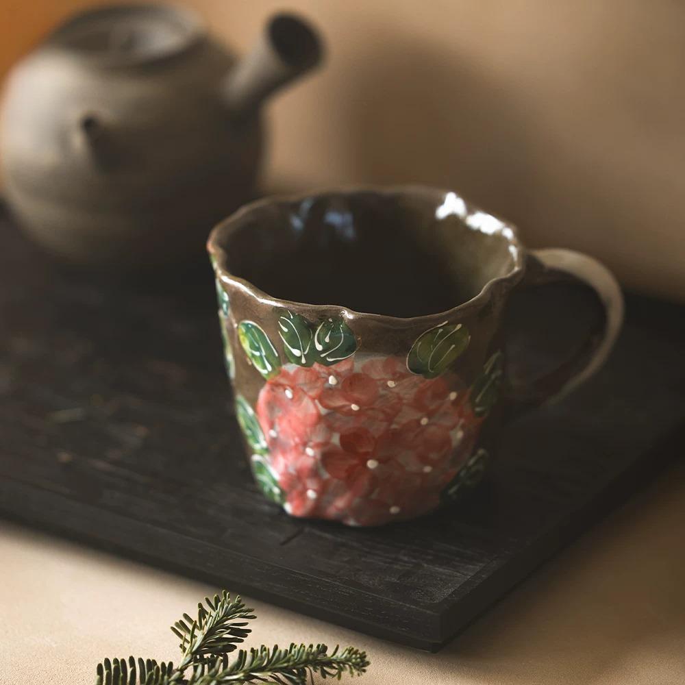 300ml Vintage Hand-Painted Ceramic Mug, Retro Floral Coffee Cup, Handmade Art Teacup for Home Office