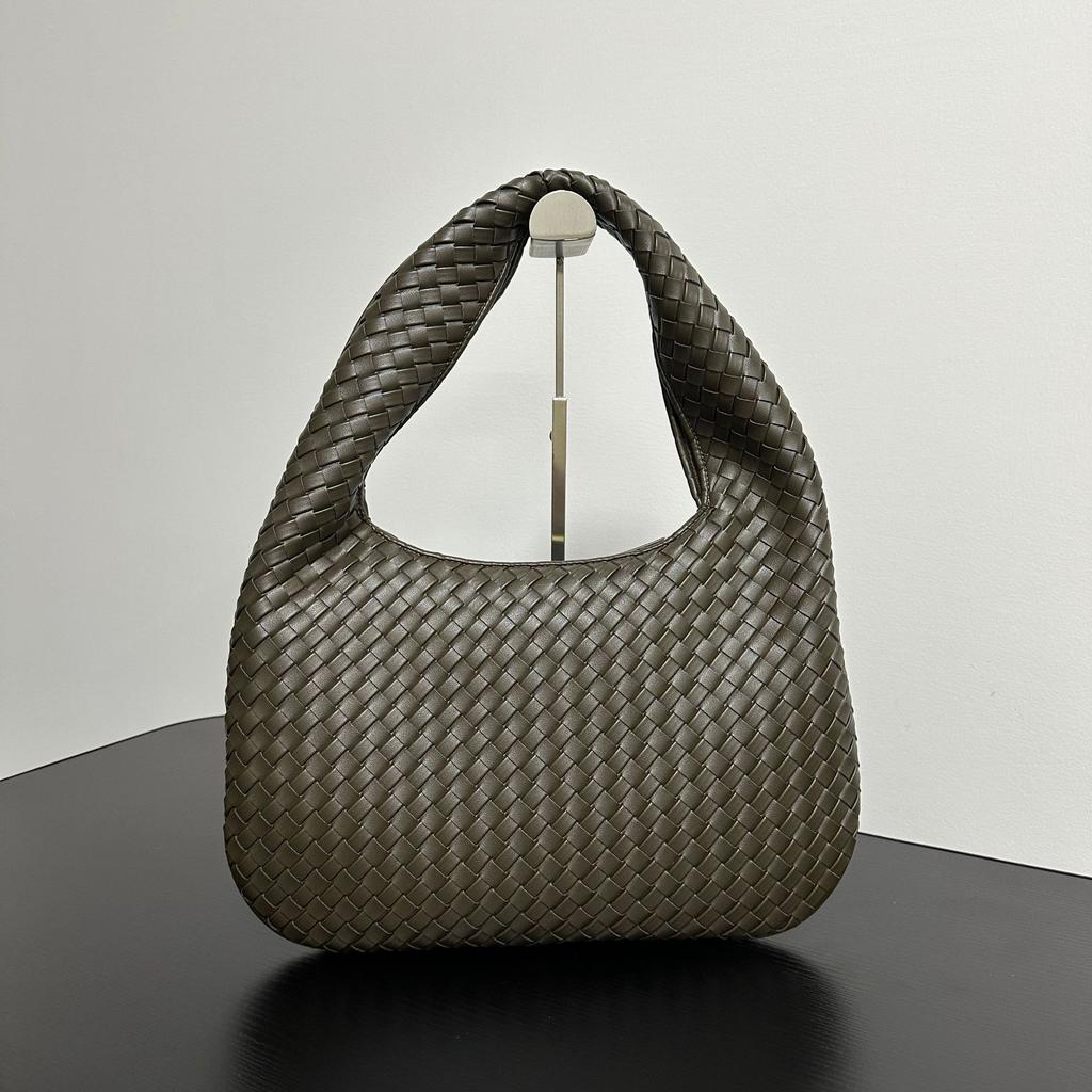 Designová ručně tkaná půlměsícová taška velkokapacitní taška na knedlíky jednoduchá na dojíždění evropský a americký styl taška přes rameno