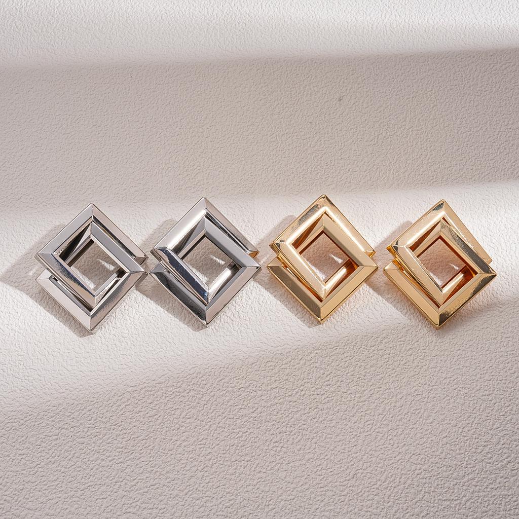 Metal Smooth Geometric Rhombus Cross Silver Needle Earrings Cold Wind Personality Earrings