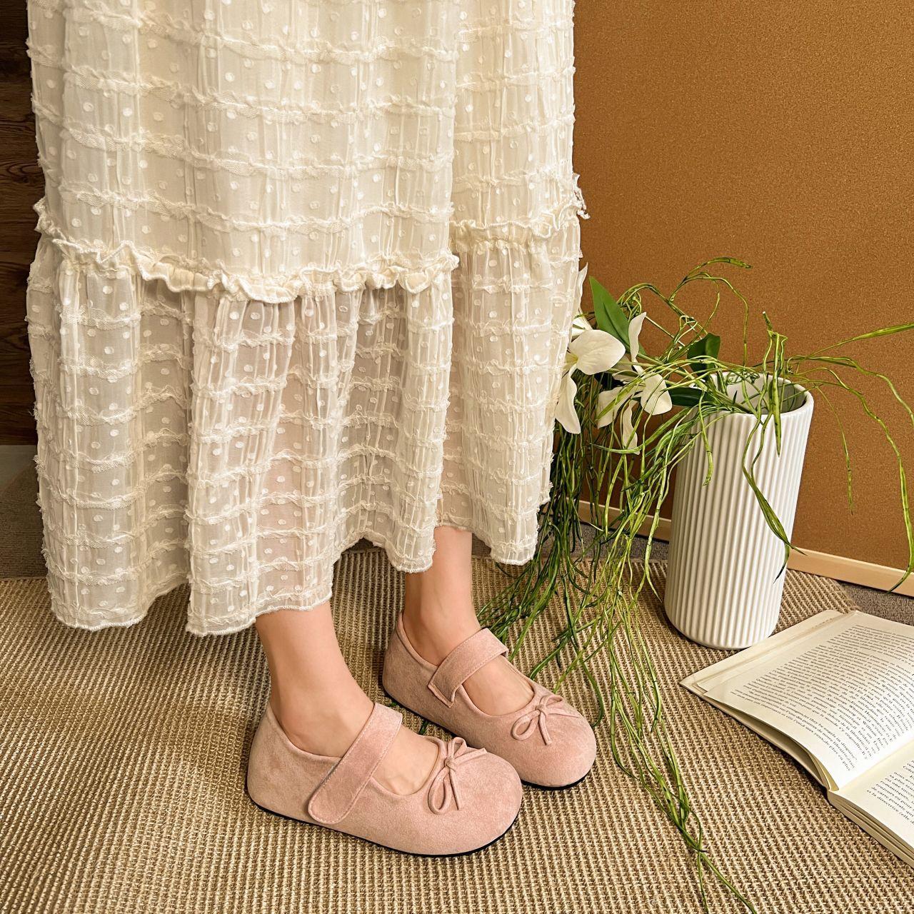 

French retro beautiful Mary Jane shoes women s 2025 new spring and autumn versatile ballet single shoes inner height increase evening shoes 40 розовый