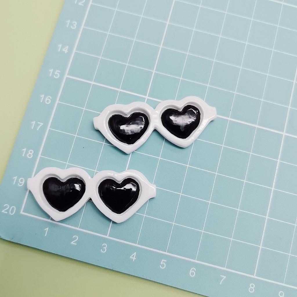 42mm Kawaii Resin Cabochon Heart Sunglasses Shape Flatback Button Patch Sticker Hair Jewelry DIY Material