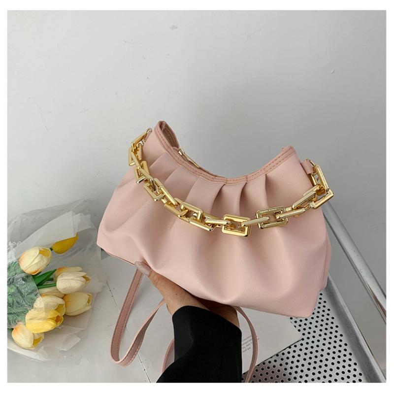 Autumn new fashionable gold chain single shoulder armpit bag pleated bag simple portable oblique span women's bag