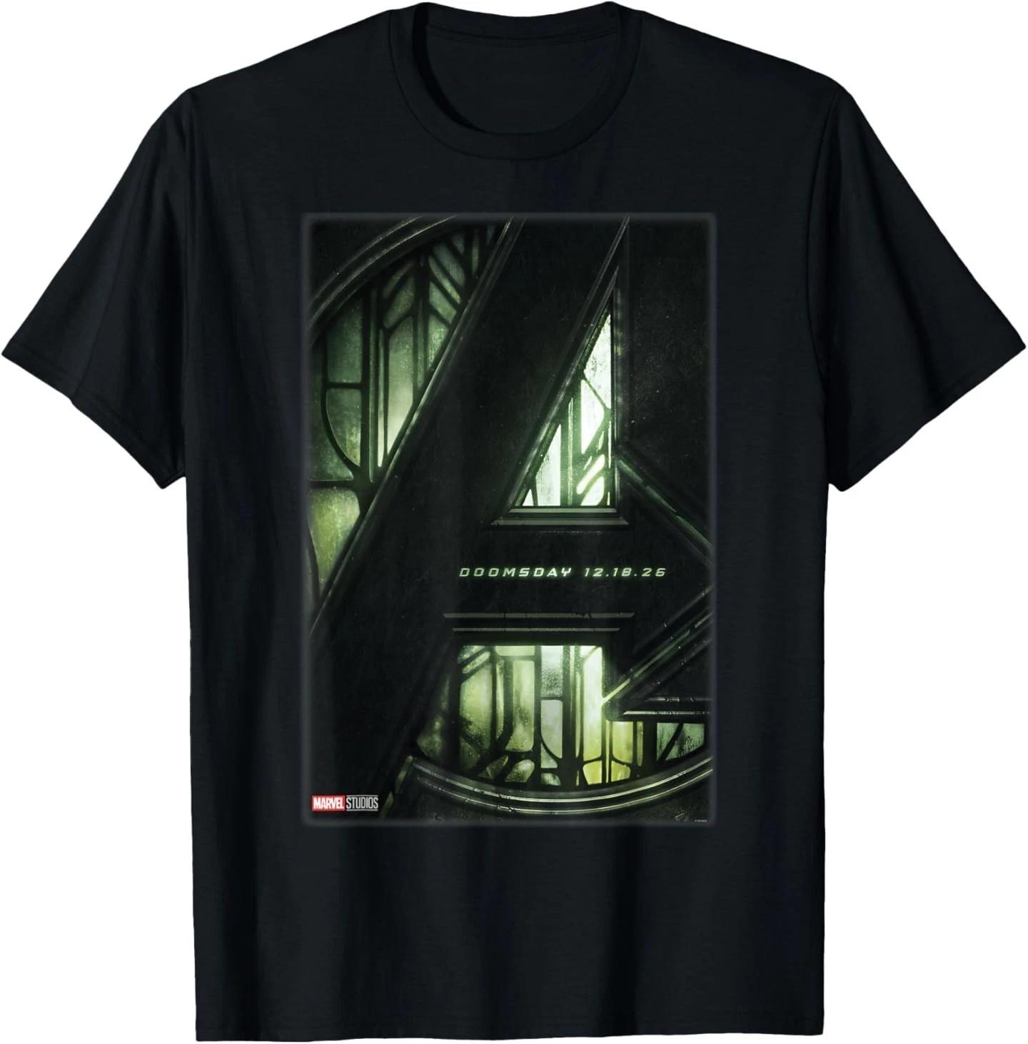 Marvel Avengers Doomsday Doctor Doom Poster T-Shirt S