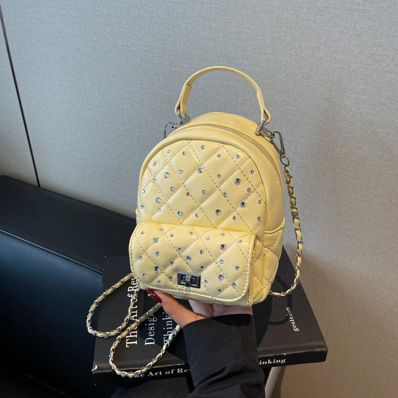 2025 fashion new retro high-end diamond chain backpack women's mini simple shoulder bag