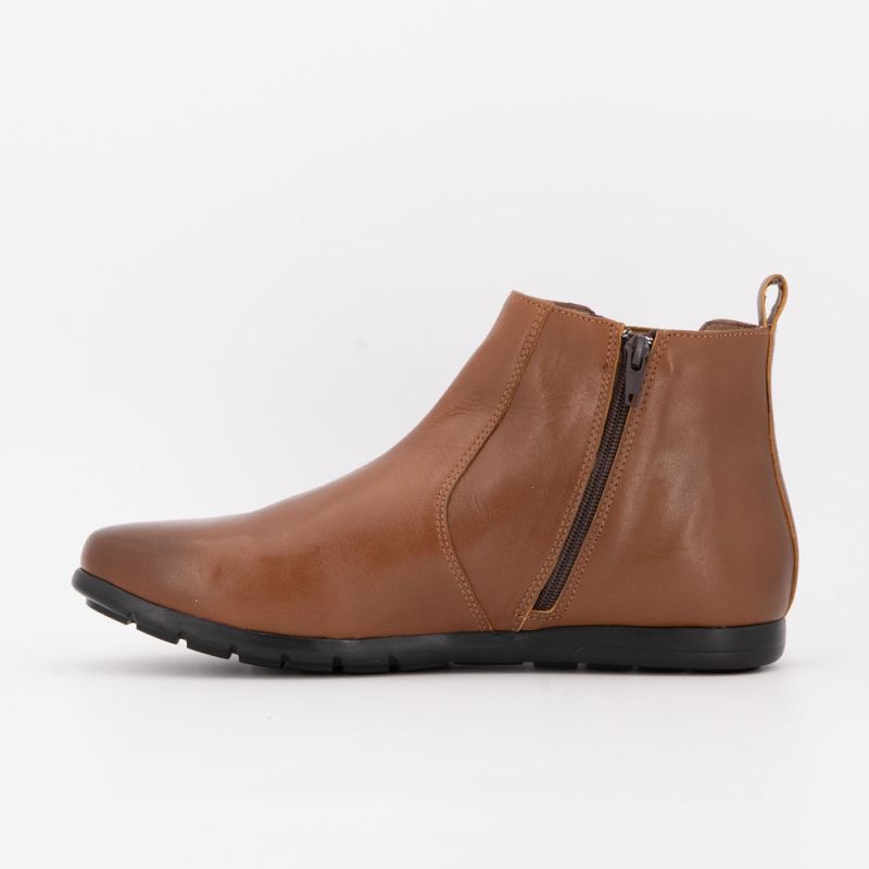 Bottines chelsea cuir cognac semelle noire Homme PIERRE CARDIN