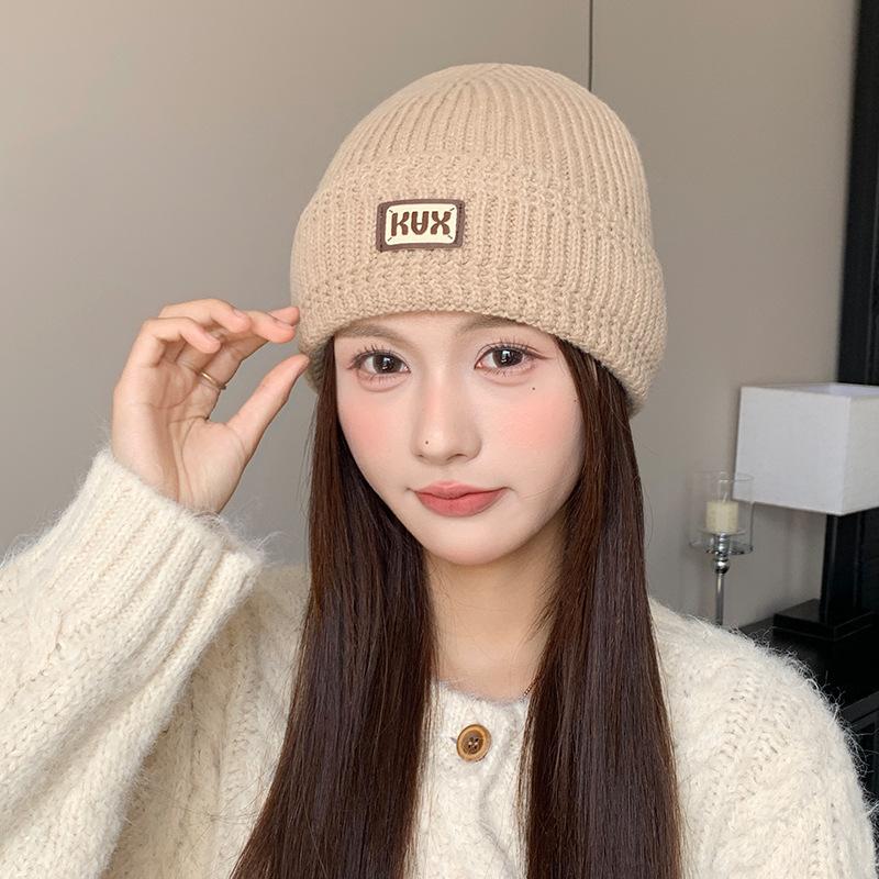 New Style Pile Hat Letter Patch Pullover Hat for Women Autumn and Winter Korean Style Versatile Small Woolen Knitted Hat Showing Face