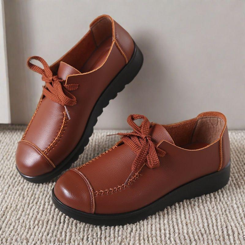 

Універсальне робоче взуття жіноче чорне на плоскій підошві з м якою підошвою протиковзне жіноче шкіряне взуття весна та осінь нові туфлі для мами на шнурівці одинарні туфлі 41