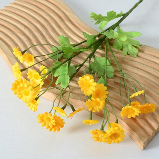 Artificial Flowers 30 Heads Silk Cloth Chamomile Stems Pastoral Style Fake Flowers Wall Wedding Decor Photo Props