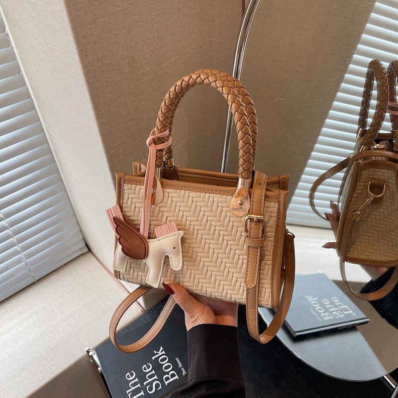 High-end Woven Pattern Small Bag Women's New Trendy Fashion Portable Tote Versatile Commuter Messenger Bag