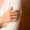 Badu Hochwertiger 18K Gold Plated Zopf Detail Ring für Damen Metallstruktur Verstellbar Offener Ring Statement Trendiger Schmuck