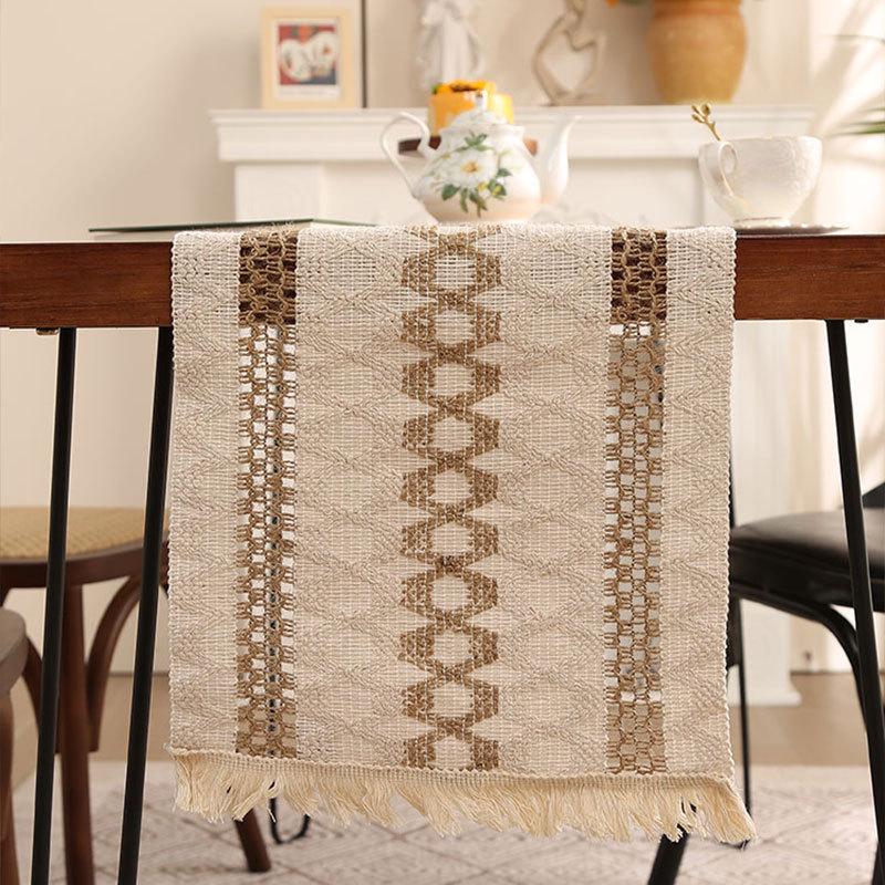 Caminho de mesa com borlas em algodão e linho estilo étnico - Decoração leve e luxuosa para festivais