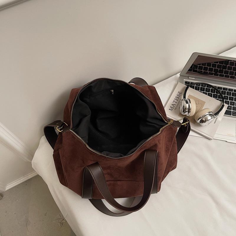 Neue Handtasche für Frauen große Tote-Taschen Kunstwildleder Damen Schulter-Crossbody-Taschen Große Kapazität Reise-Fitness-Tasche braun bolsa