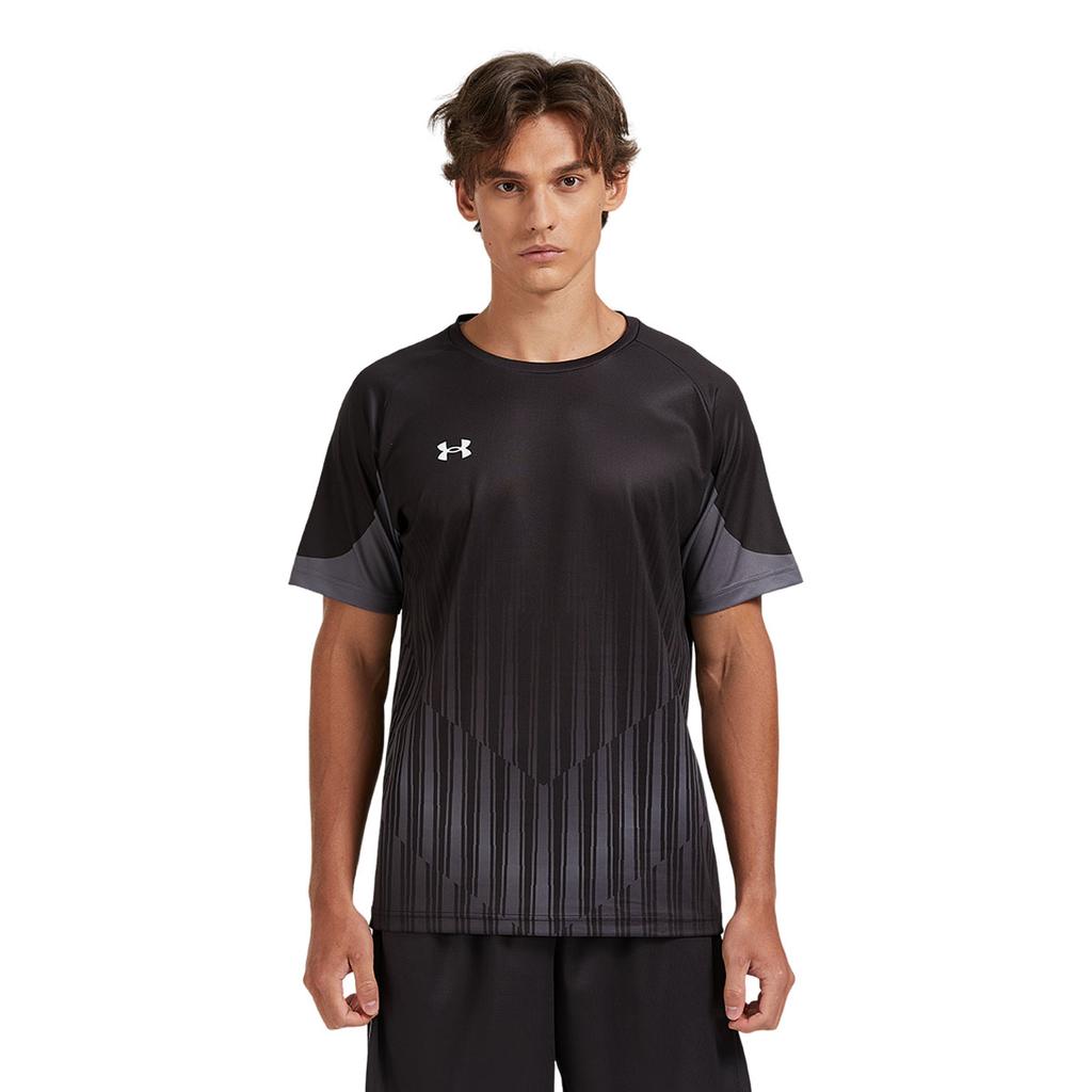Under Armour Maglietta a Maniche Corte American Vintage Stampata con Logo Minimalista Girocollo Confortevole T-Shirt Unisex Nera 24500507-001