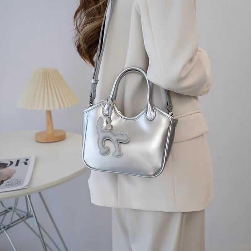 Ielgy Niche Fashion Commuter Portable Bucket Bag Oil Wax Leather Casual All-Match Shoulder Messenger Bag