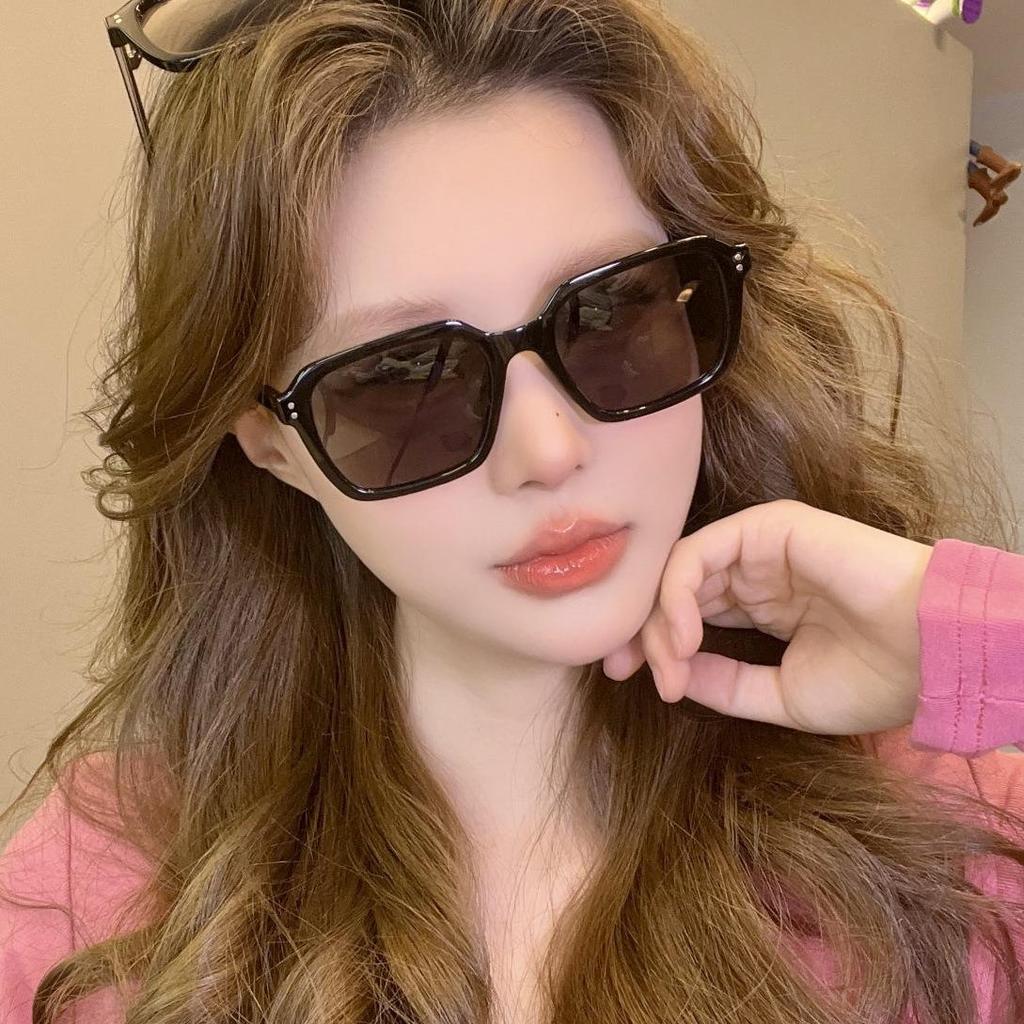 55112 New TR90 Polarized Women's Sunglasses: Japanese & Korean Style, Lightweight Small Square Frame