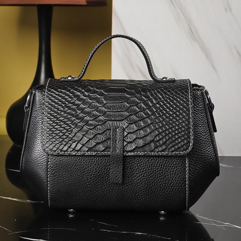 Echtledertasche für Damen, neue Umhängetasche für Damen, hochwertig und vielseitig, tragbare kleine Tasche, Oberschicht-Rindsledertasche für Damen