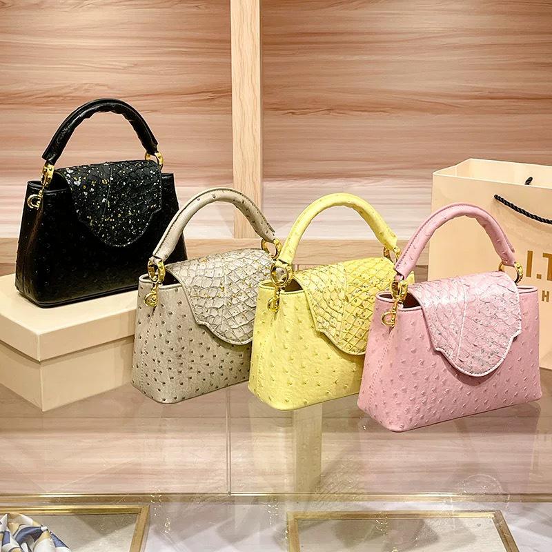 2025 Dámská luxusní crossbody kabelka přes rameno z pravé kůže s pštrosím vzorem