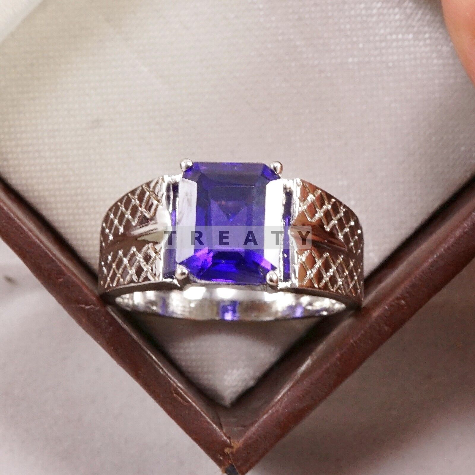 

Amethyst Emerald Cut Gemstone With 925 Sterling Silver Ring For Men s #B717 JL375692739884 4-16 US срібний