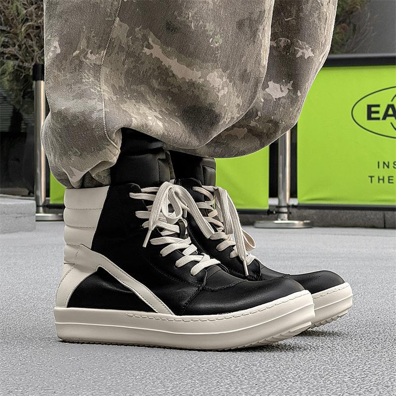 Frühling neue High-Top-Schuhe Trend-Down-Dreieck Europäischer und Amerikanischer Stil Mittelhohe Stiefel mit dicken Sohlen erhöhen die Körpergröße