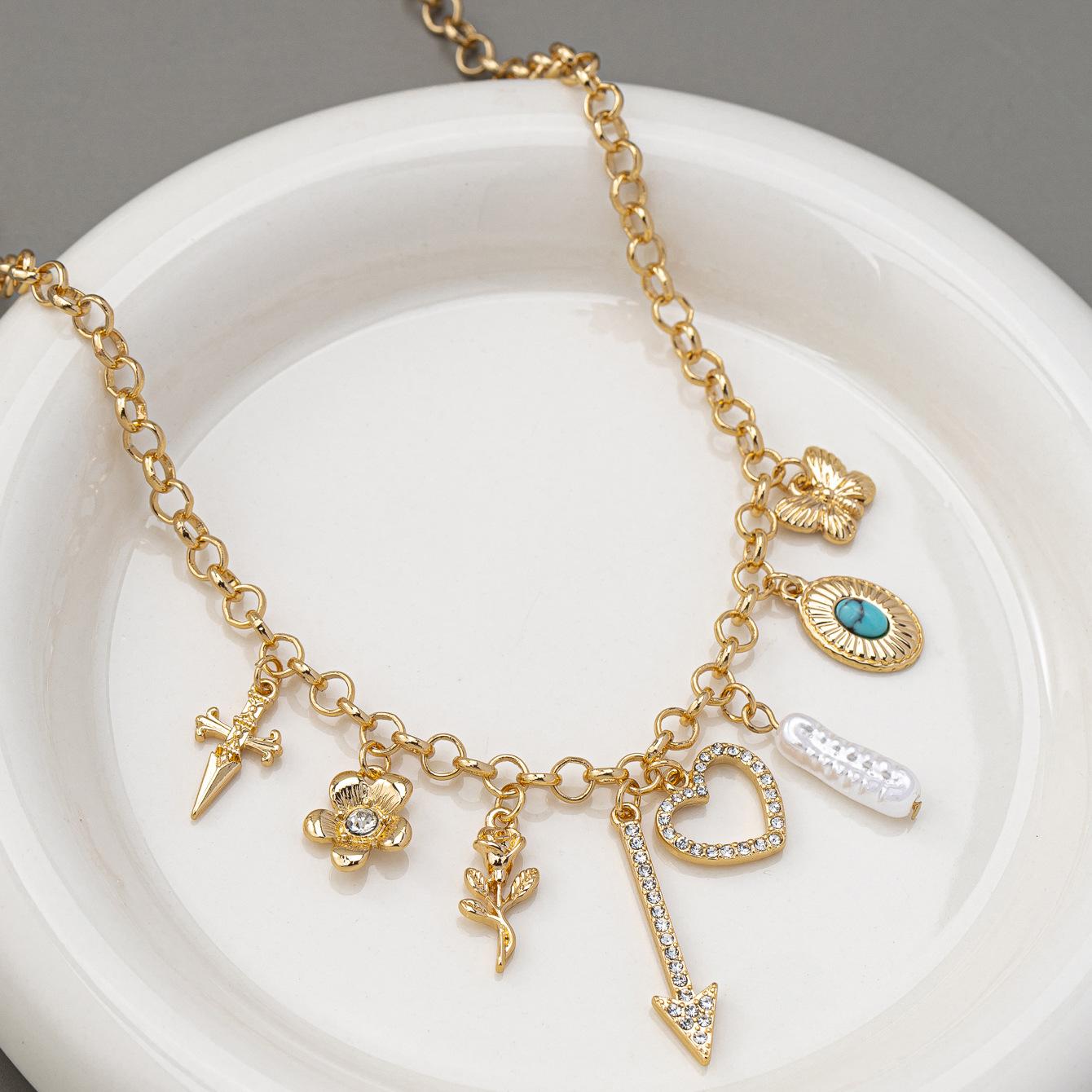 

Модные аксессуары, экзотический стиль, эмоциональное ожерелье, новый модный тренд 2025 года, металлическое ожерелье для женщин