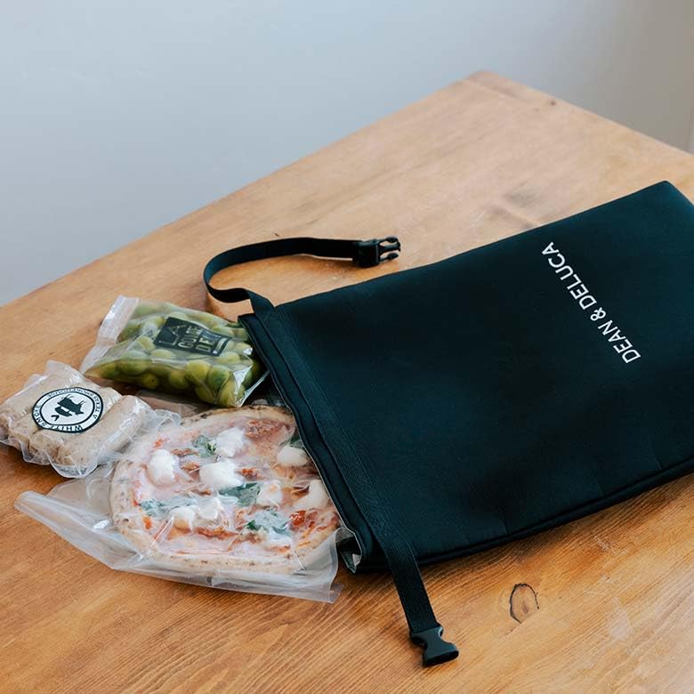 Dean & Deluca Cushioned Insulated Bag, Black