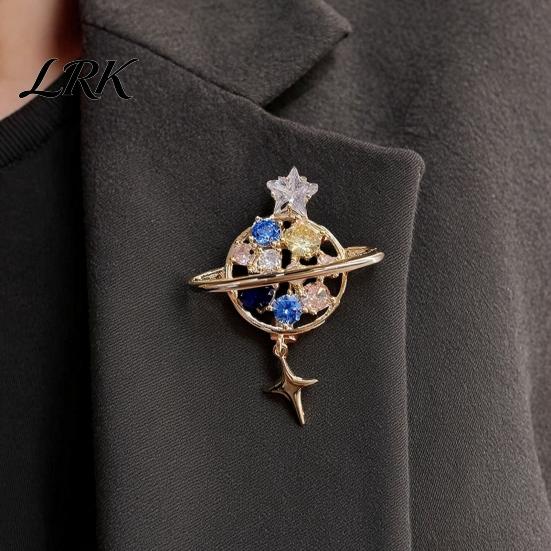 Golden Plated Scarf Pin Rhinestone Hollow Planet Brooch, Metal Lapel for Men Women, Brooch Decorative Badge Clothes Bag Hat Suits Anti Slip Collar